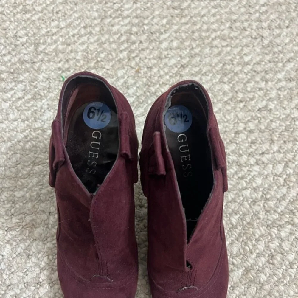 Guess Purple Booties ankle boots heeled size 6.5 - Picture 3 of 8